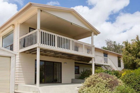 Bimbadeen - Tourism Canberra 0