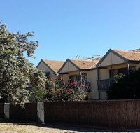 Townhouse On The Marina - Tourism Canberra