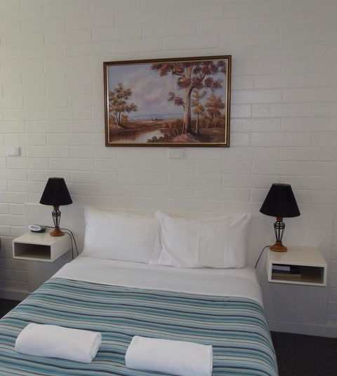 Guichen Bay Motel - Tourism Canberra 25