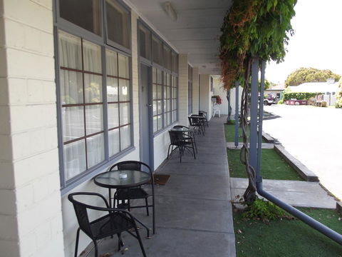 Guichen Bay Motel - Tourism Canberra 21