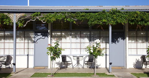 Guichen Bay Motel - Tourism Canberra 36