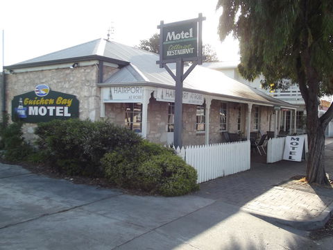 Guichen Bay Motel - Tourism Canberra 0