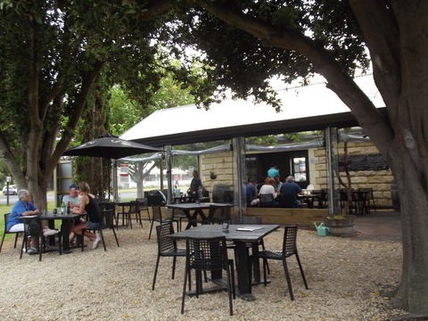 Guichen Bay Motel - Tourism Canberra 4