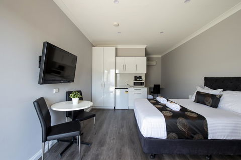 City Centre Motel Hotel - Tourism Canberra 21