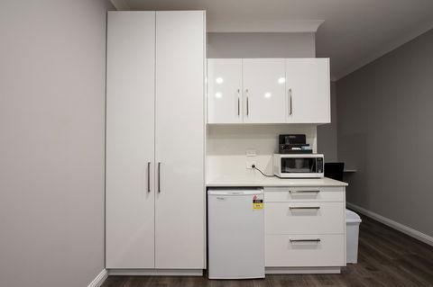 City Centre Motel Hotel - Tourism Canberra 24