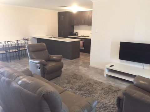 City Centre Motel Hotel - Tourism Canberra 40