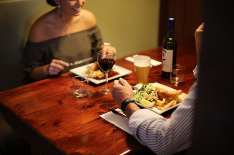 Caledonian Inn - Tourism Canberra 15