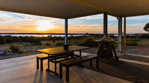 Southern Ocean Lookout - Tourism Canberra 12