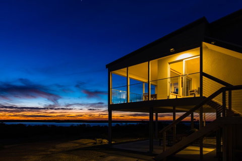 Southern Ocean Lookout - Tourism Canberra 0