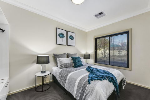 Accommodation On Lansell 2 - Tourism Canberra 9