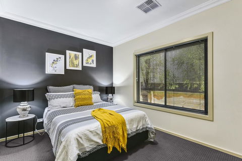 Accommodation On Lansell 2 - Tourism Canberra 12