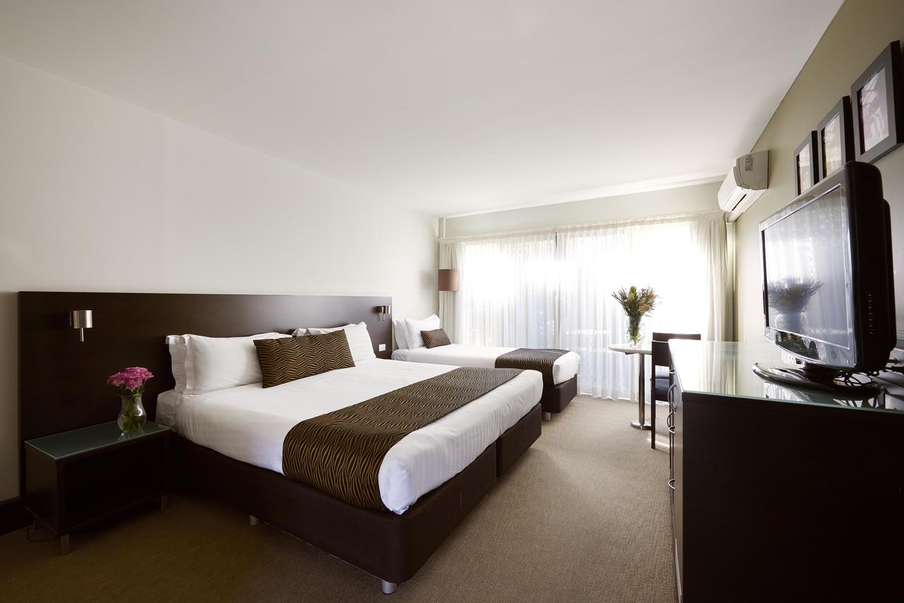 Parkes NSW Tourism Canberra