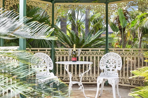 The Palms - Tourism Canberra 9