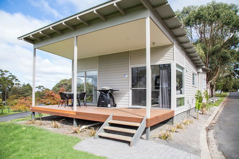 Blue Lake Holiday Park - Tourism Canberra 13