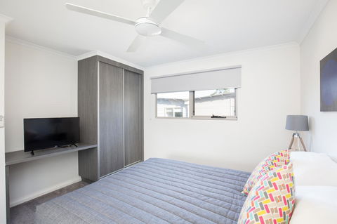 Blue Lake Holiday Park - Tourism Canberra 25