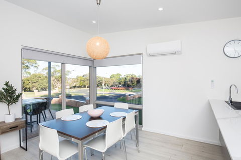 Blue Lake Holiday Park - Tourism Canberra 23