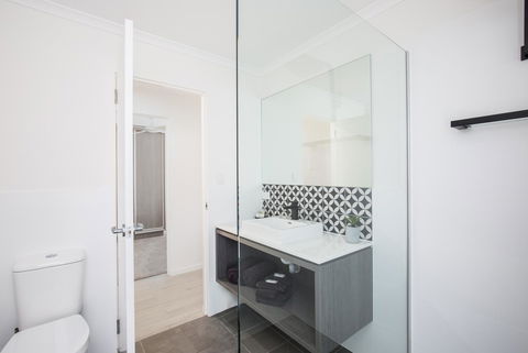 Blue Lake Holiday Park - Tourism Canberra 30