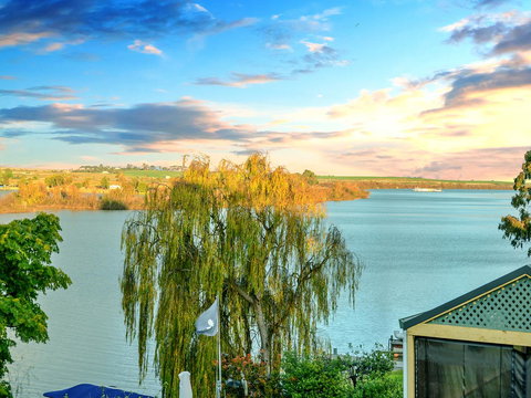 Muse On The Murray - Tourism Canberra 20