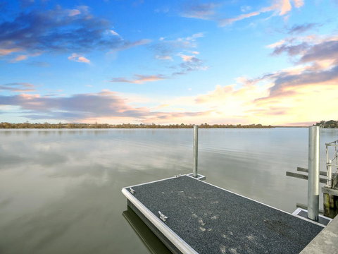 Muse On The Murray - Tourism Canberra 4