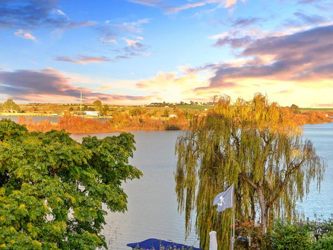 Muse On The Murray - Tourism Canberra 23