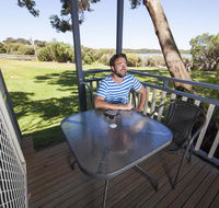 Lakeside Tourist Park - Tourism Canberra