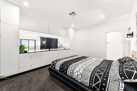 KENNEDY EXECUTIVE TOWNHOUSE - Tourism Canberra 20