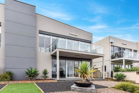 KENNEDY EXECUTIVE TOWNHOUSE - Tourism Canberra 17