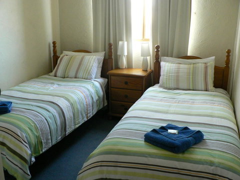 South Esplanade Apartment - Tourism Canberra 0