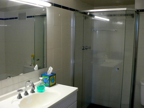 South Esplanade Apartment - Tourism Canberra 2