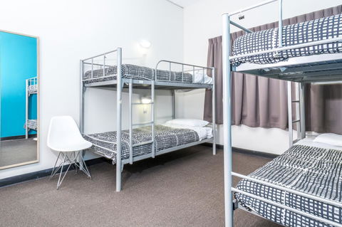YHA Adelaide Central - Tourism Canberra 33