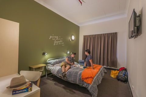 YHA Adelaide Central - Tourism Canberra 41