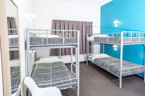 YHA Adelaide Central - Tourism Canberra 34