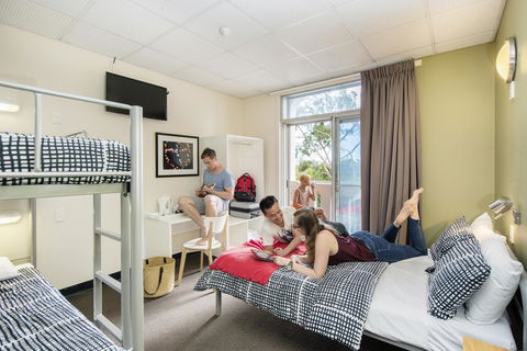 YHA Adelaide Central - Tourism Canberra 43