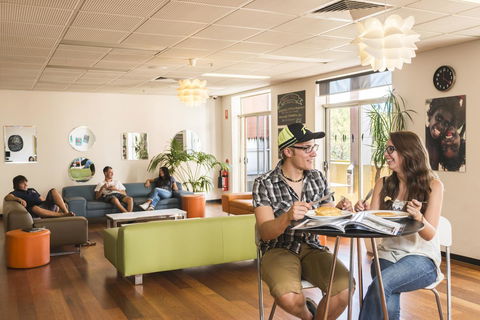 YHA Adelaide Central - Tourism Canberra 35