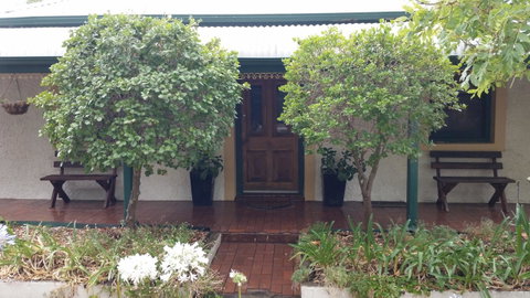 Possum Cottage - Tourism Canberra 14