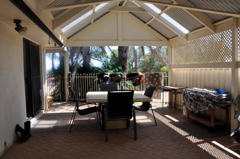 The Club House - Tourism Canberra 1