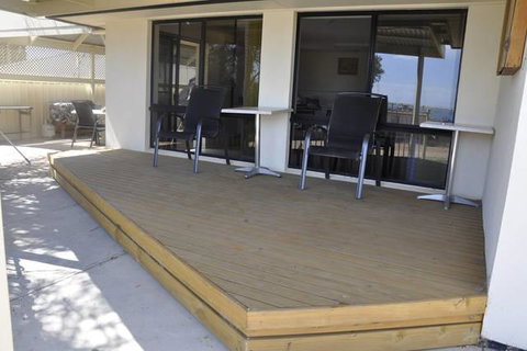 The Club House - Tourism Canberra 0