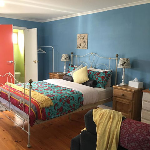 KI Dragonfly Guesthouse - Tourism Canberra 7
