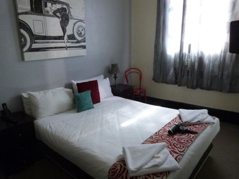 Ambassadors Hotel - Tourism Canberra 1