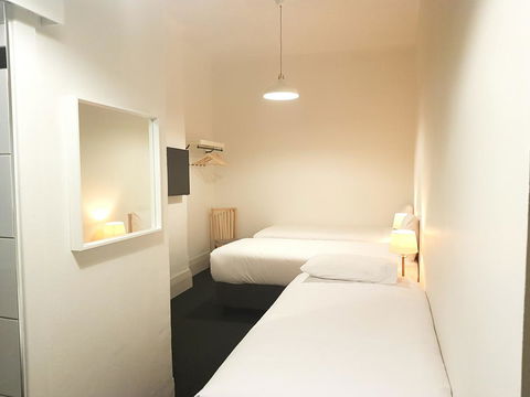 Ambassadors Hotel - Tourism Canberra 3