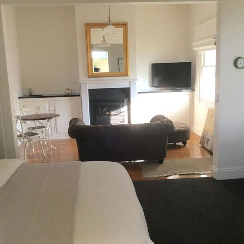 Railway Cottage In Beachport - Tourism Canberra 15