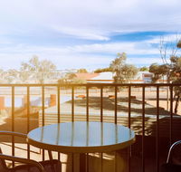 Desert Cave Hotel - Tourism Canberra