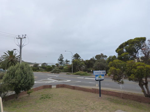 Wintersun Motel - Tourism Canberra 17