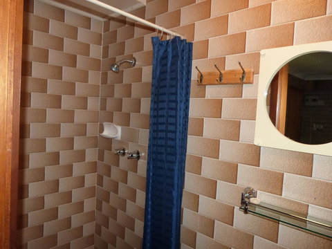 Wintersun Motel - Tourism Canberra 25