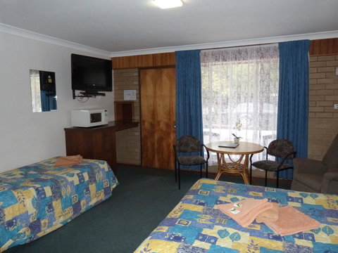 Wintersun Motel - Tourism Canberra 7