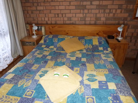 Wintersun Motel - Tourism Canberra 4