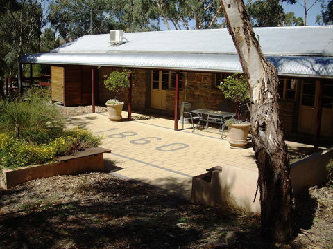 1860 Wine Country Cottages - Tourism Canberra 5