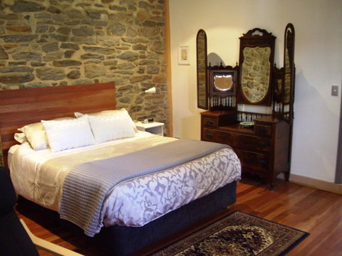 1860 Wine Country Cottages - Tourism Canberra 4