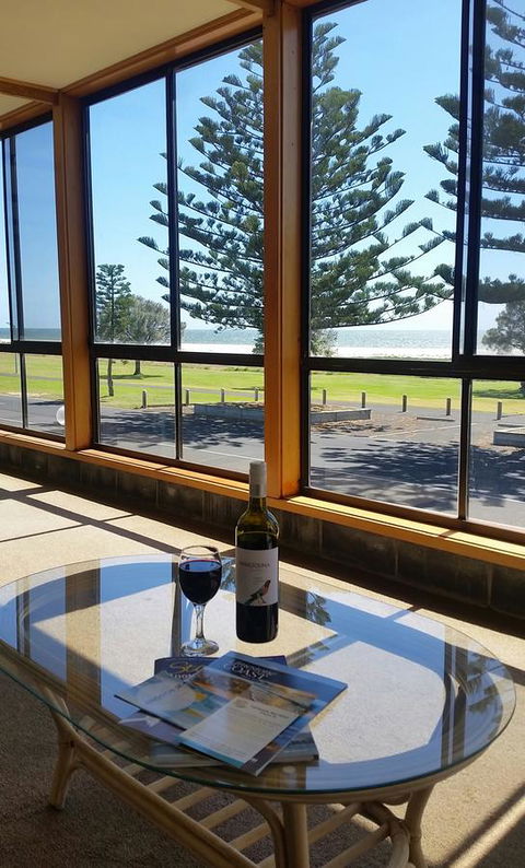 Lacepede Bay Motel - Tourism Canberra 7