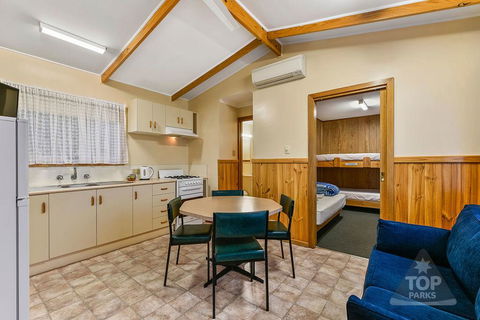 Millicent Hillview Caravan Park - Tourism Canberra 12